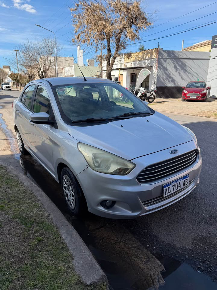 Ford Ka SE 2018, foto 2 de 6