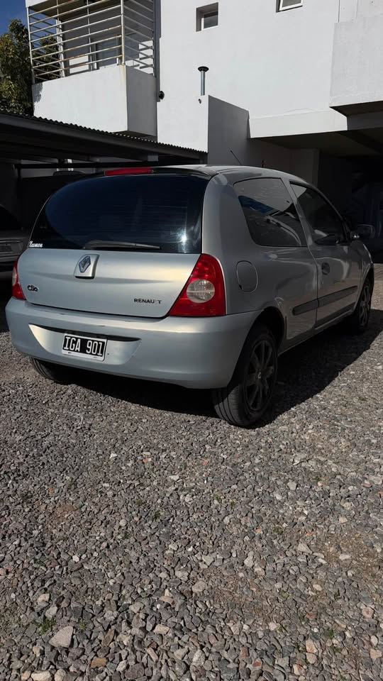 Renault Clio Pack Plus 2009, foto 4 de 7