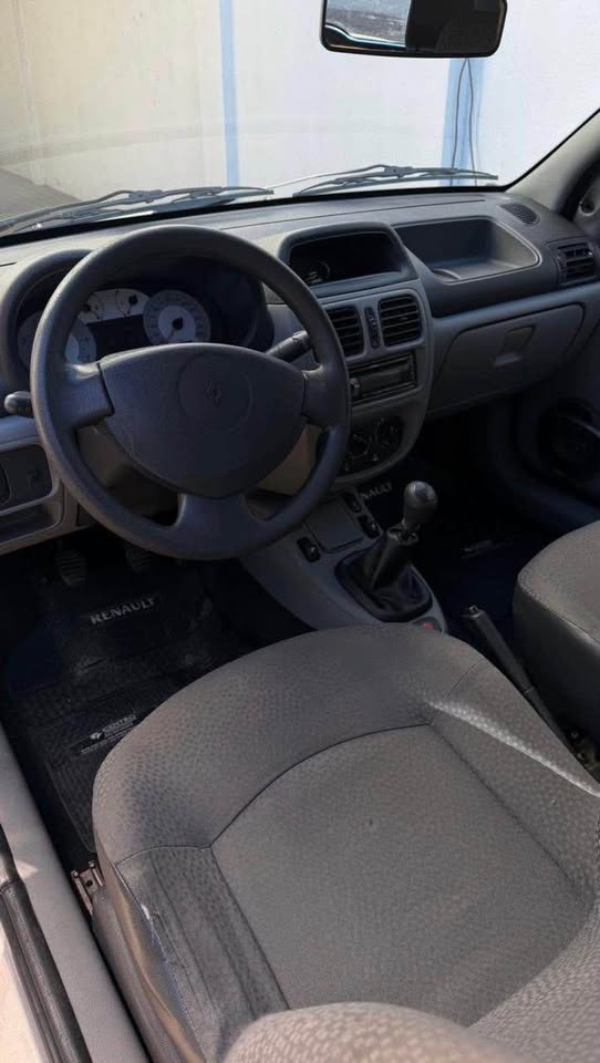 Renault Clio Pack Plus 2009, foto 5 de 7
