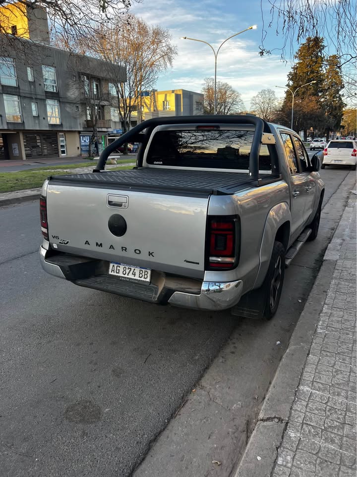 Volkswagen Amarok V6 Highline 2025, foto 3 de 8
