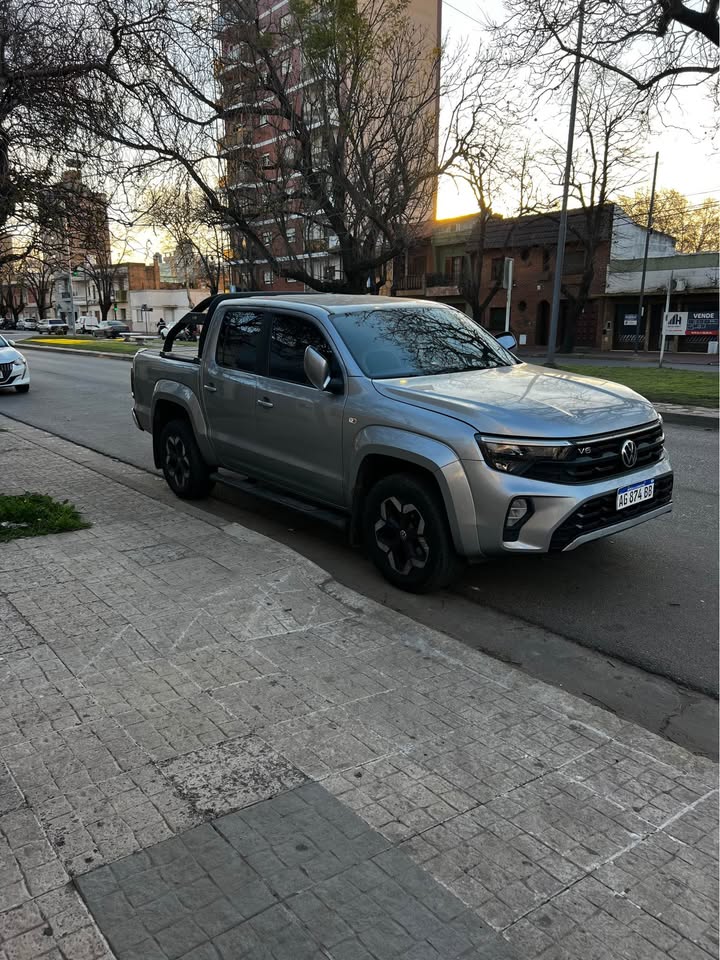 Volkswagen Amarok V6 Highline 2025, foto 4 de 8