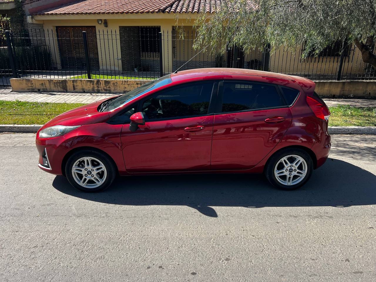 Ford Fiesta S Plus 2018, foto 4 de 8