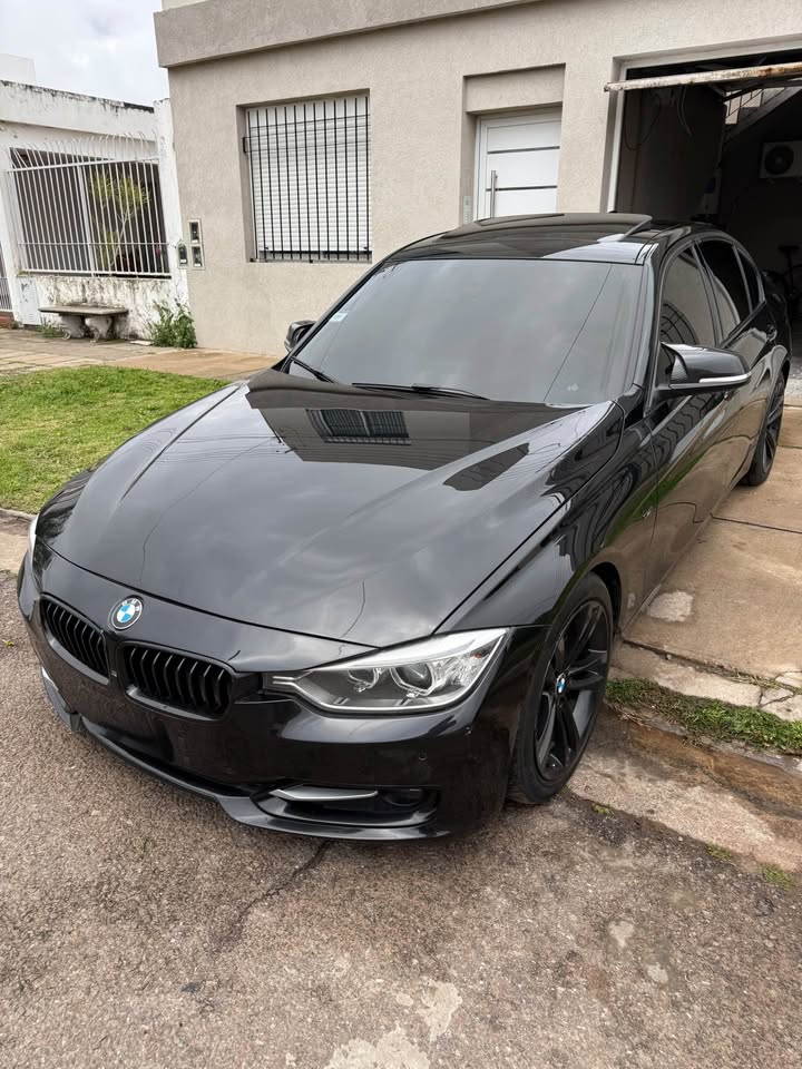 BMW 328i Sport 2013, foto 9 de 9