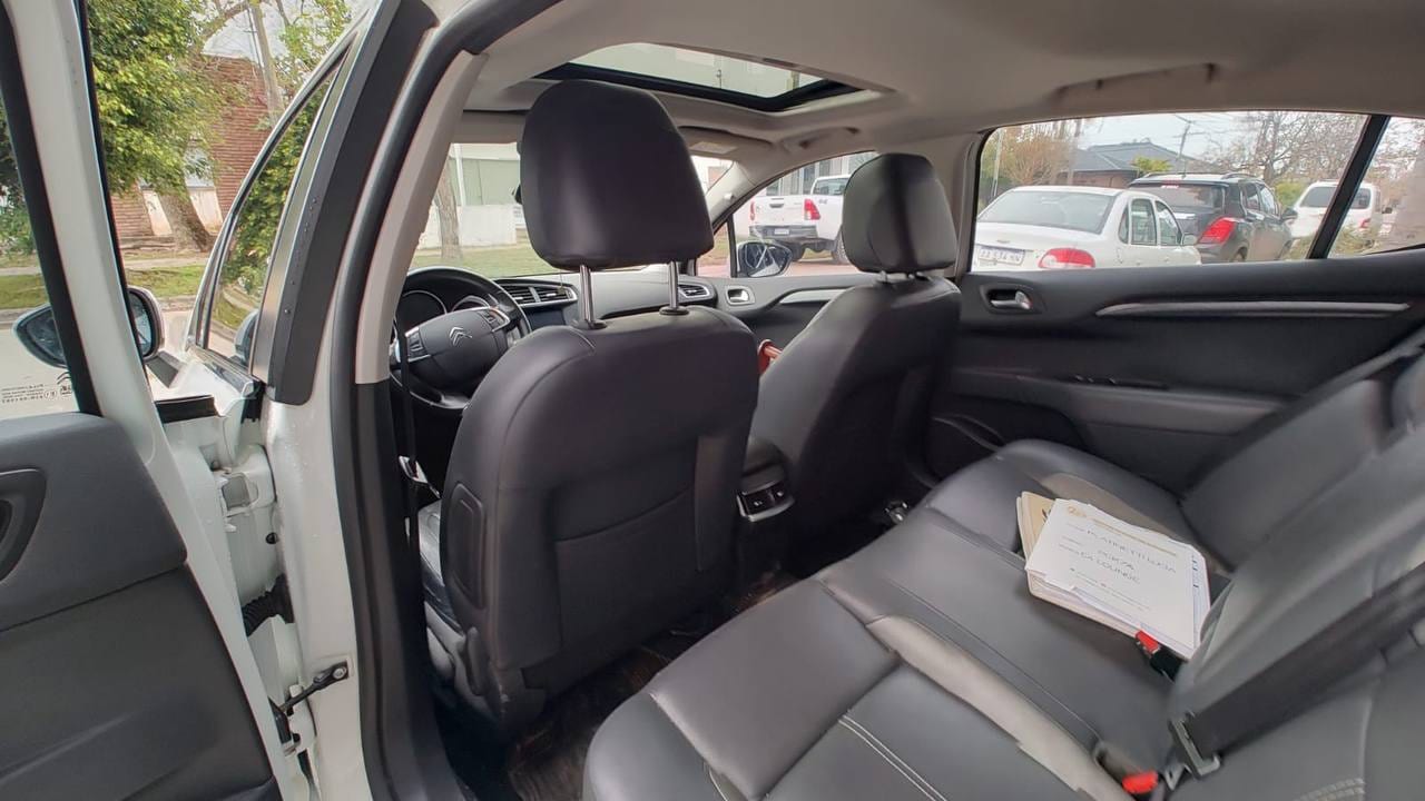 Citroën C4 Lounge Exclusive Pack 1.6 Thp 2015, foto 6 de 9